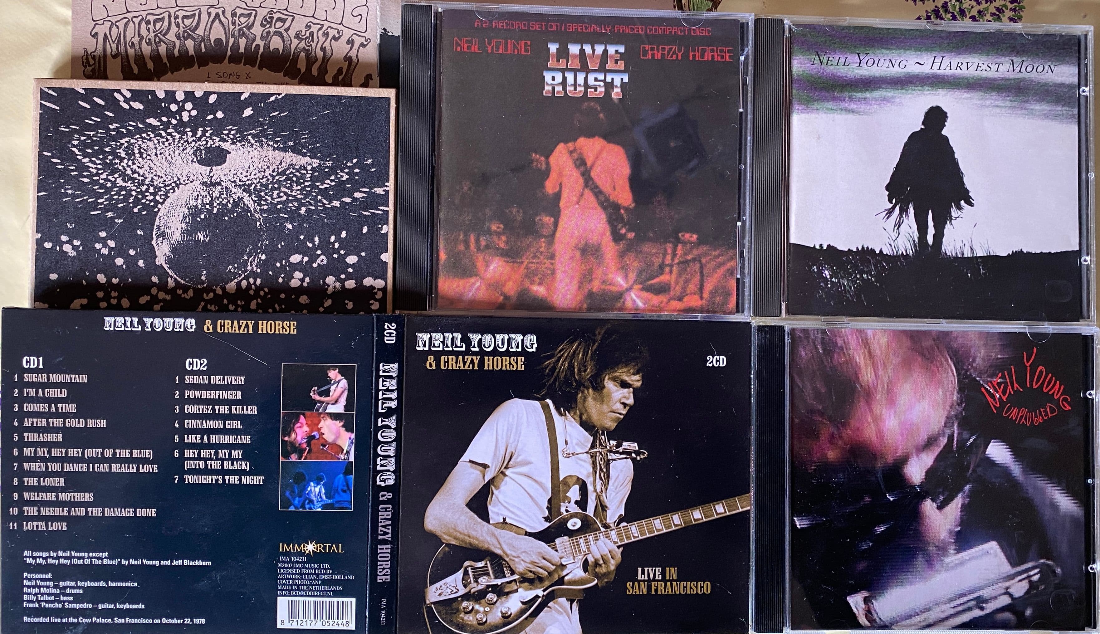 Portadas de diferentes albumes de Neil Young