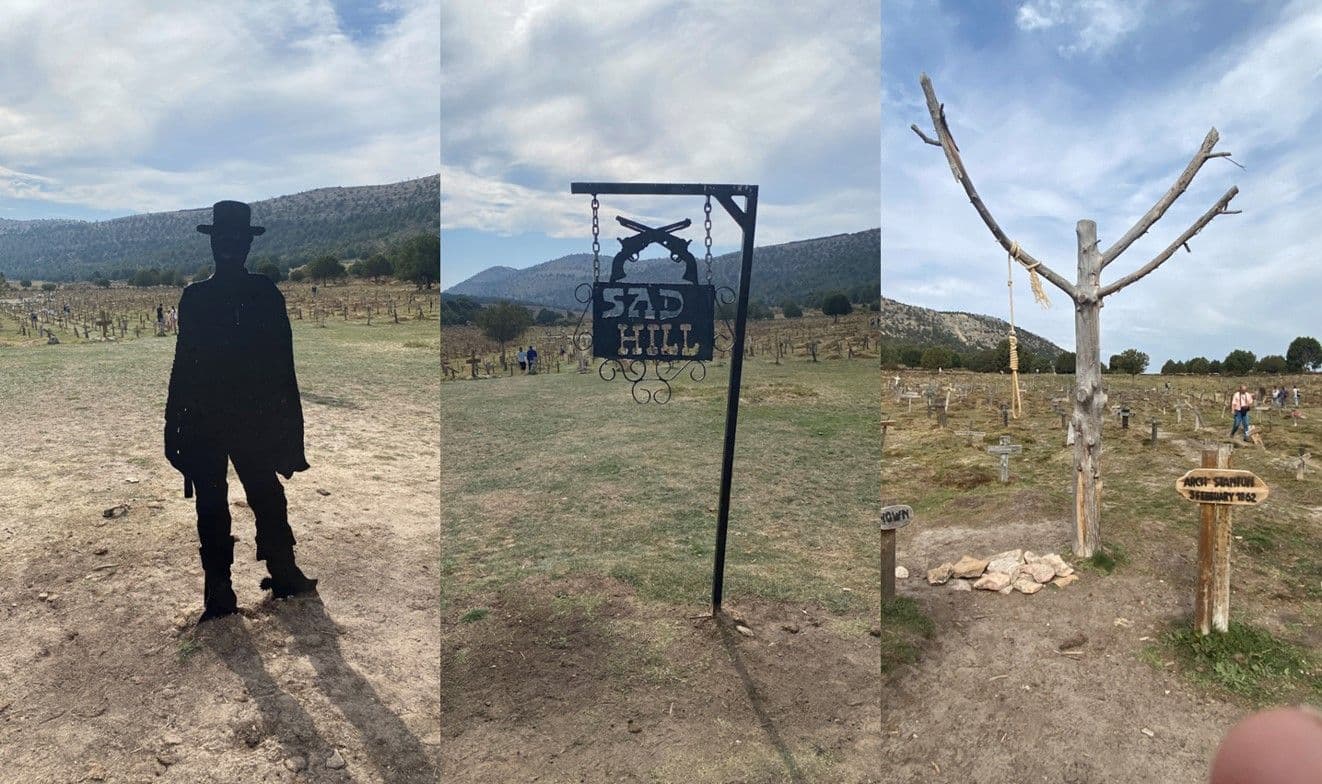 Entrada a Sad Hill - silueta Clint Eastwood, Cartel anunaciador y árbol de Eli Wallach (Tuco)